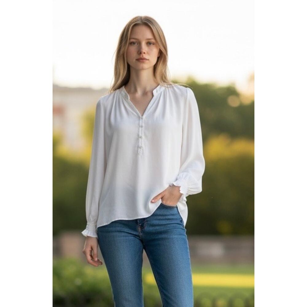 Velvet Heart White Tencel Henley Blouse Smocked Cuffs Size Small Nwot